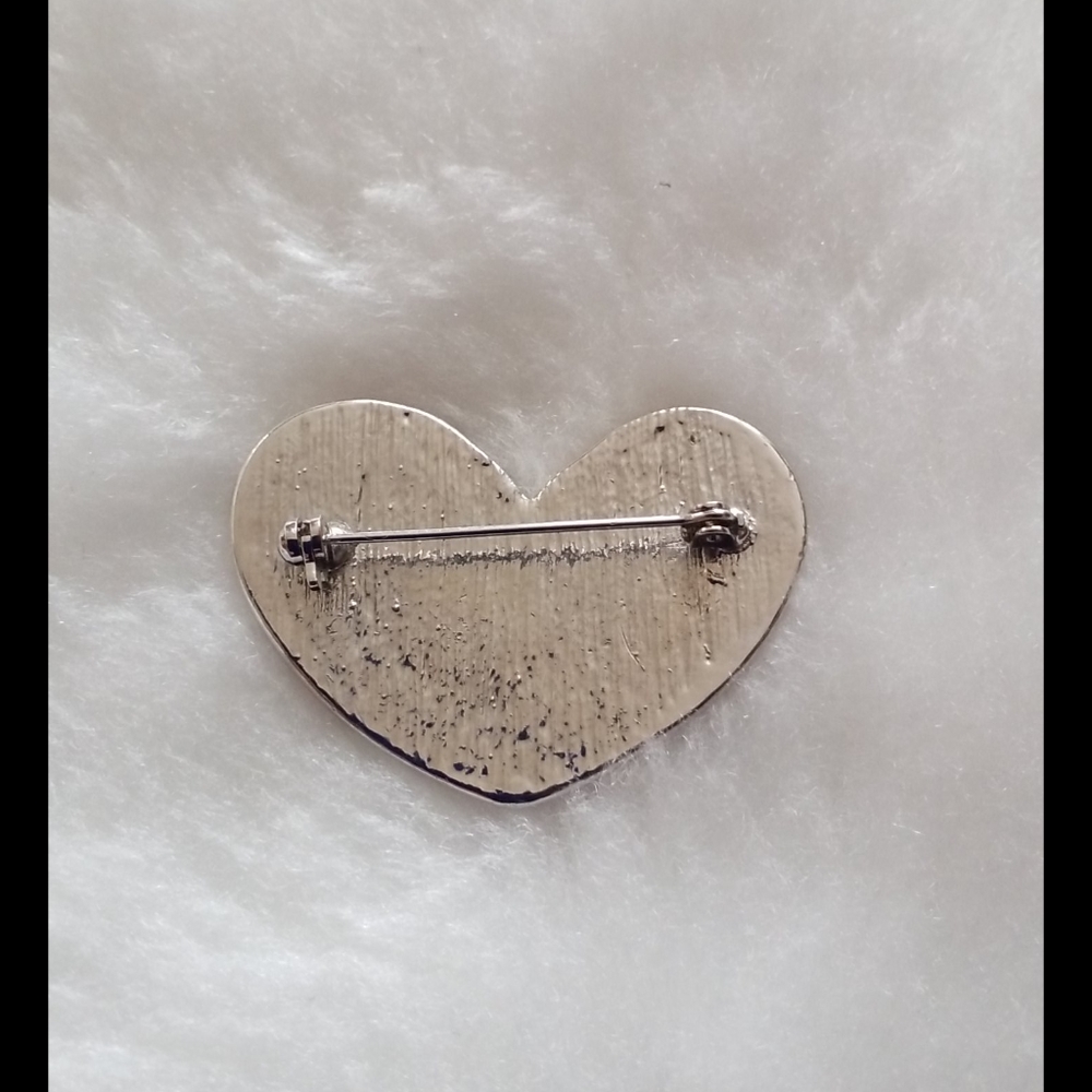 Heart Brooch Pin - Picture 7 of 8